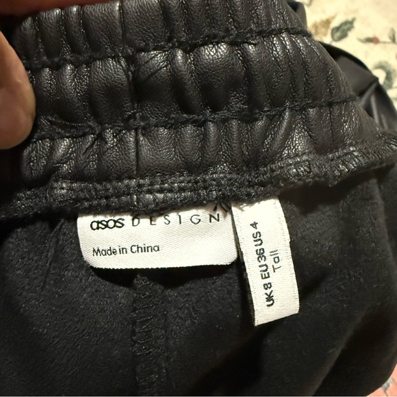 ASOS DESIGN Tall faux leather peg pant in black   US 4 Tall - Picture 5 of 10